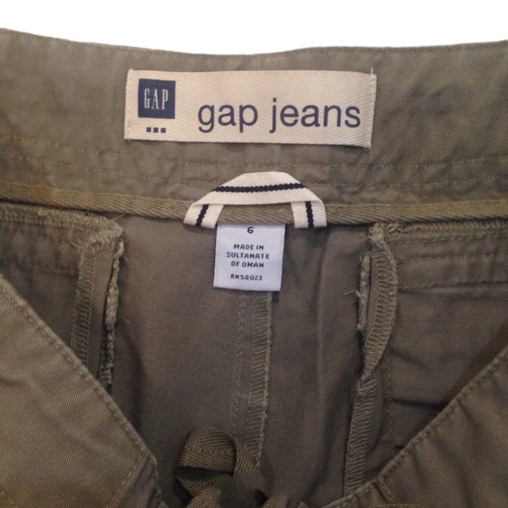 Gap Jeans Khaki Green Shorts Size 6 - Picture 3 of 3